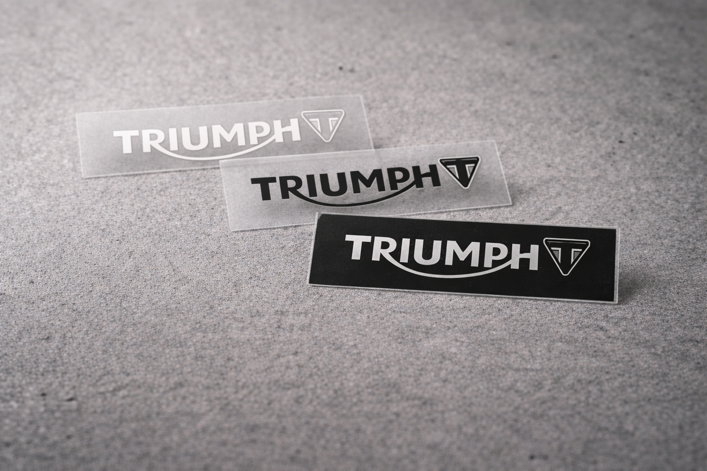 Pegatina Triumph de Vinilo | 5 y 10 cm | Pack Ahorro 10 Unidades