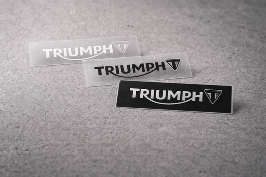 Pegatina Triumph de Vinilo | 5 y 10 cm | Pack Ahorro 10 Unidades